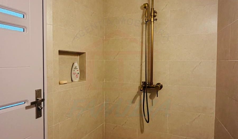 Apartament în casă, acces separat,  ultracentral, lângă Primări, Galat - Poză 6