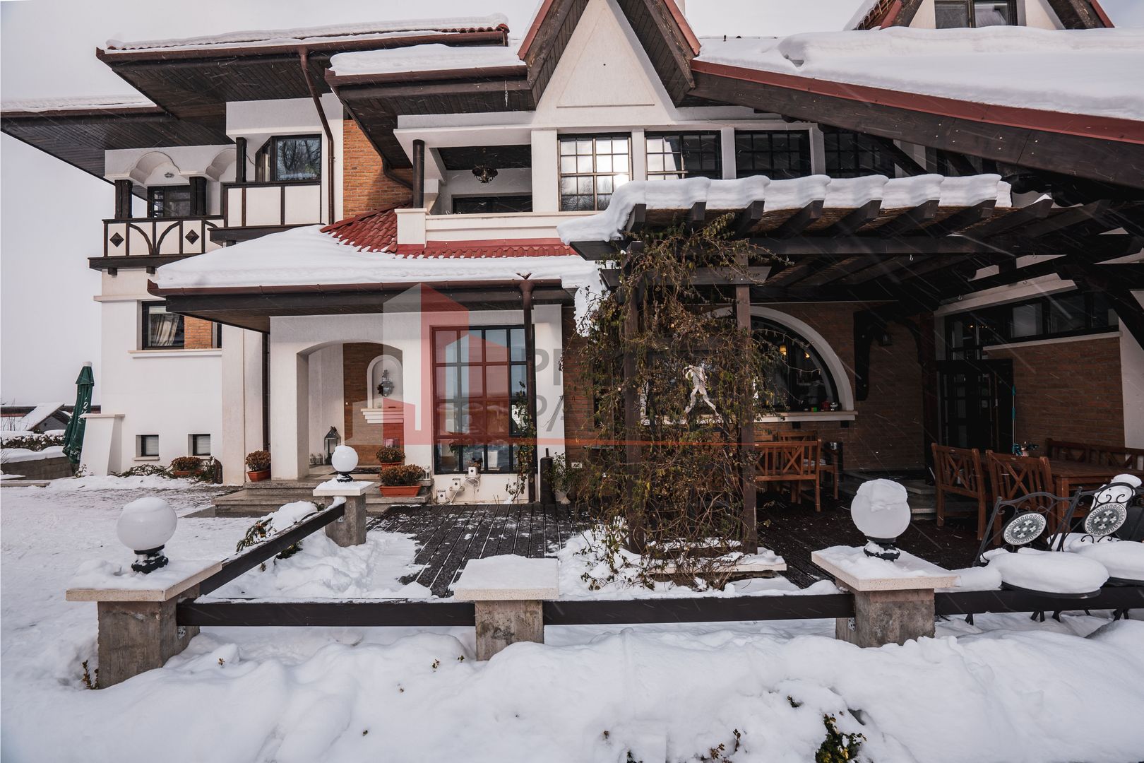Conac autentic din categoria luxury  Bran - Poză 7