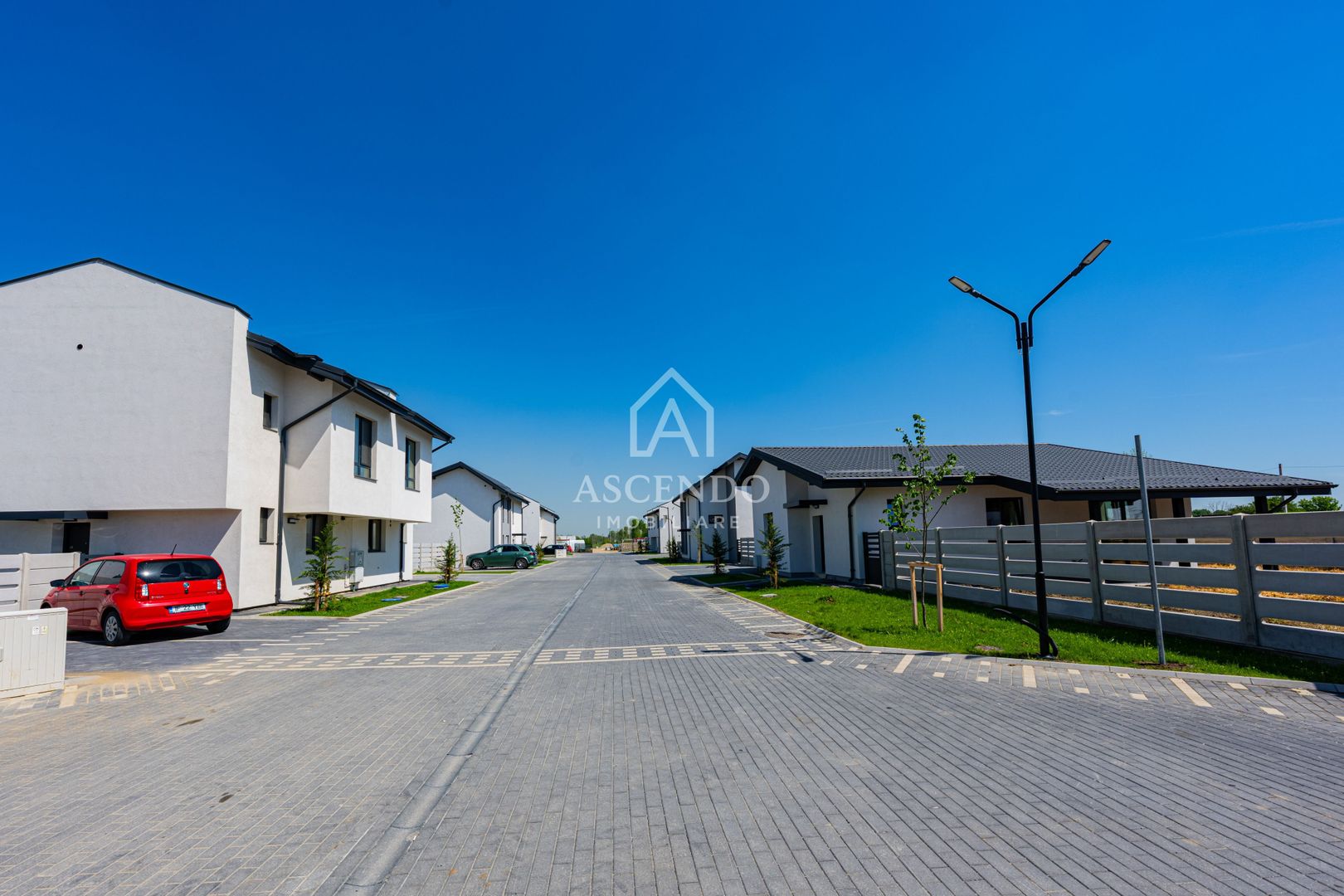 Case noi în Măgurele cu grădină proprie, parc privat și finisaje premium - Poză 3