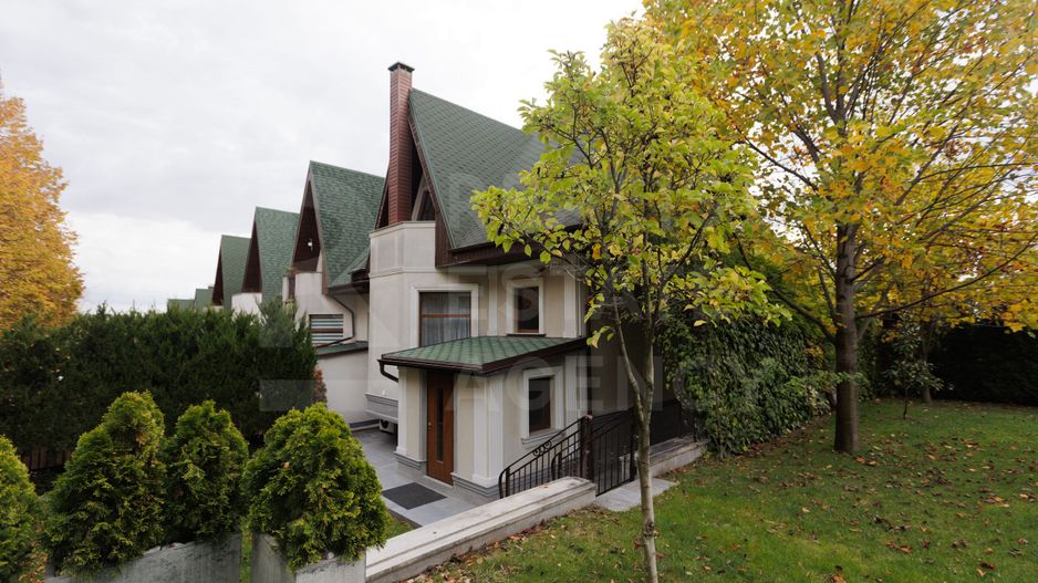 Vânzare, casă, 180 mp + 5 ari strada Calea Trușenilor ,Trușeni. - Poză 24