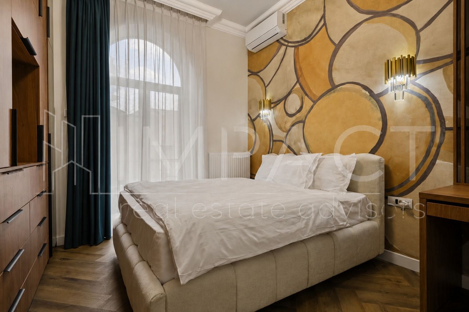 APARTAMENT DEOSEBIT CU 3 CAMERE IN VILA || CURTE - Poză 12