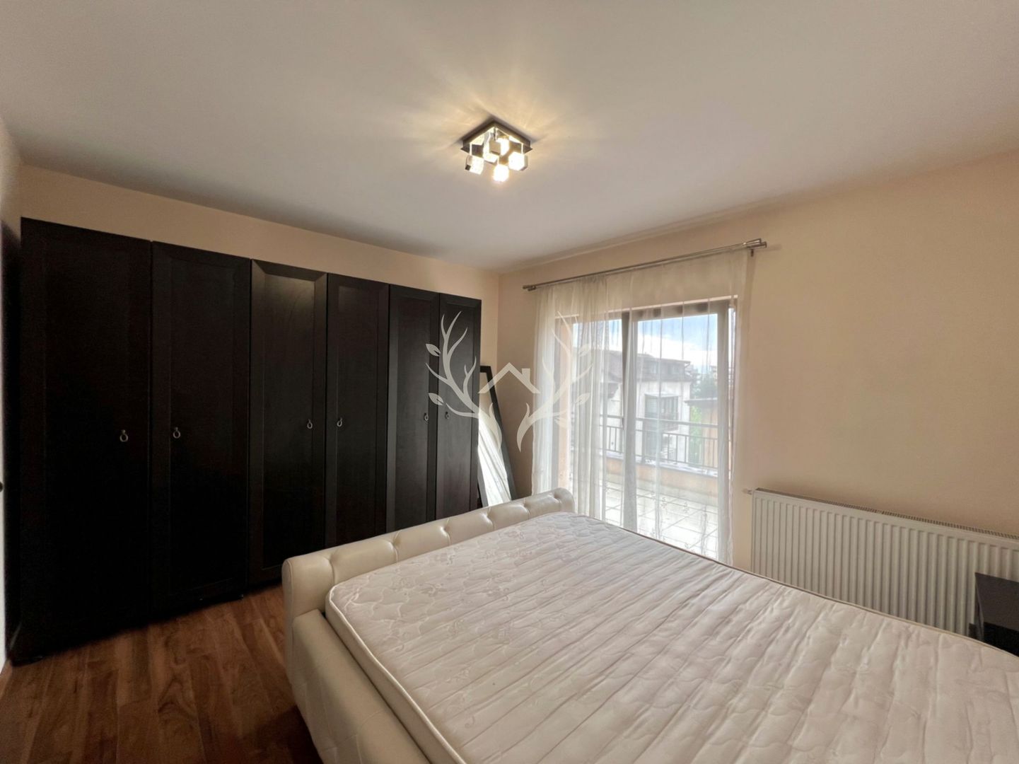 Apartament cu 2 camere, terasa de 27 mp si parcare in Buna Ziua - Poză 4