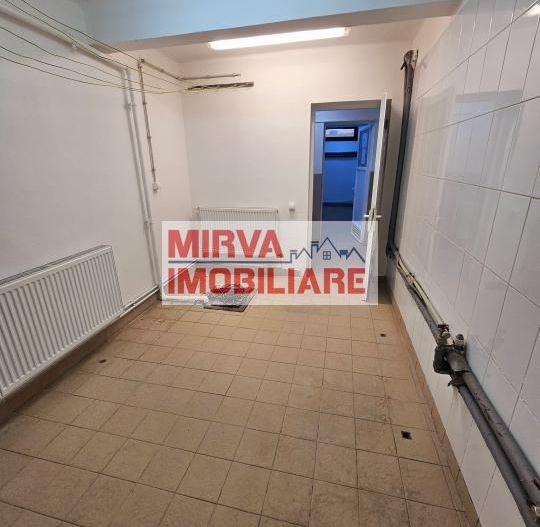 🏢 Spațiu de birouri – 5 camere, 3 băi – Mansardă vilă, Central - Poză 67