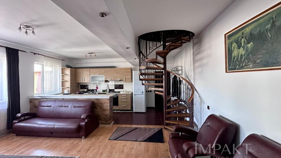 3 camere de inchiriat, 74 mp, 2 niveluri, parcare inclusa - Poză 1