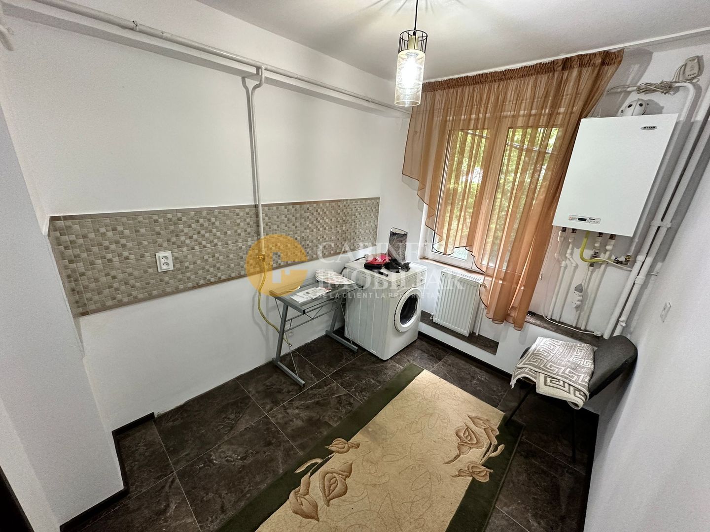 Apartament cu 2 camere - Mobilat si Utilat - Orientare S-V - Bld Primaverii - Poză 4