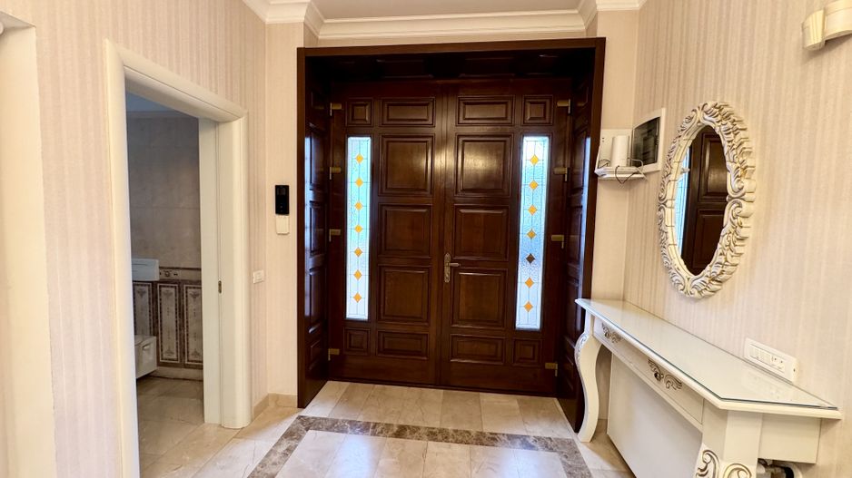 Vila lux cu 1000 mp teren pe Erou Iancu Nicolae langa Jolie Ville - Poză 9