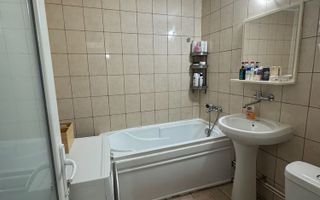 Apartament 3 camere zona Bd Chisinau - Diham - Poză 4