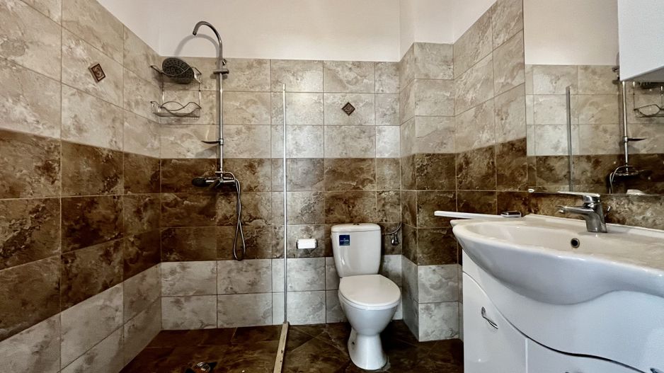 Duplex spațios și luminos | Giroc | Ideal locuință/ birou / grădiniță - Poză 11