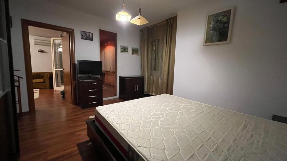 Apartament excelent cu 3 camere, Vatra Luminoasa - Poză 12
