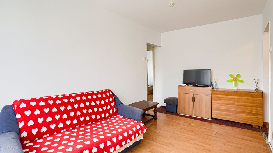 VANDUT! Apartament cu 3 camere Vlaicu etaj 4 - Comision 0% - Poză 2