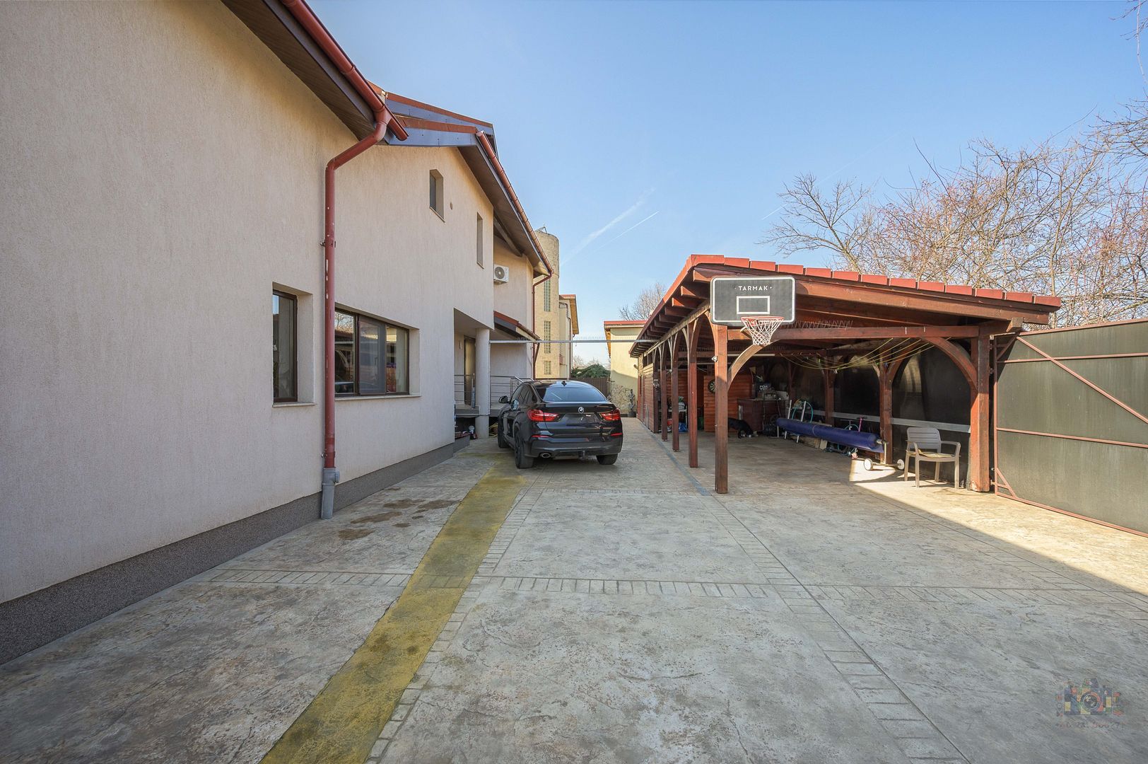 Vila cu design spectaculos, tehnologie smart & lifestyle complet - Poză 60