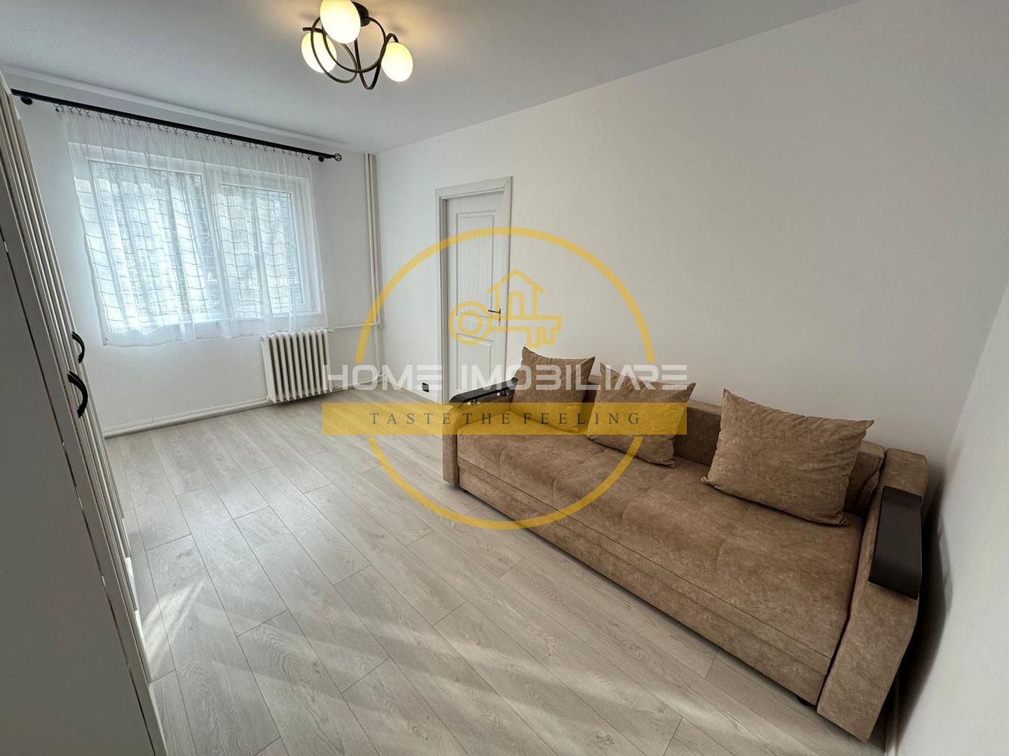 Apartament 2 Camere Podu Ros Renovat Liber Fara Risc - Poză 3