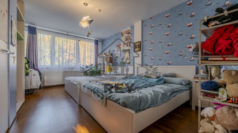 De Vânzare Vila Superba la liziera parcului Sub Arini - Poză 10