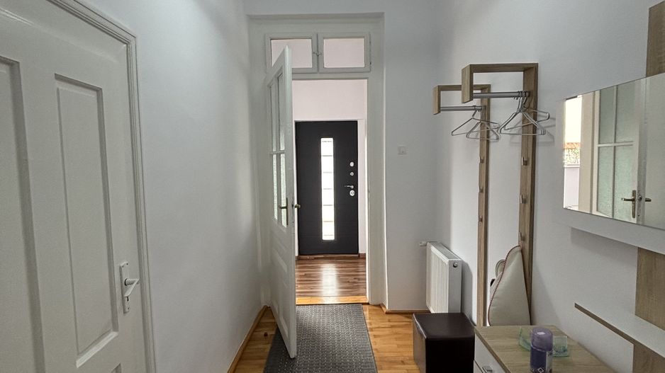 Vilă de închiriat zona Parvan - Poză 13