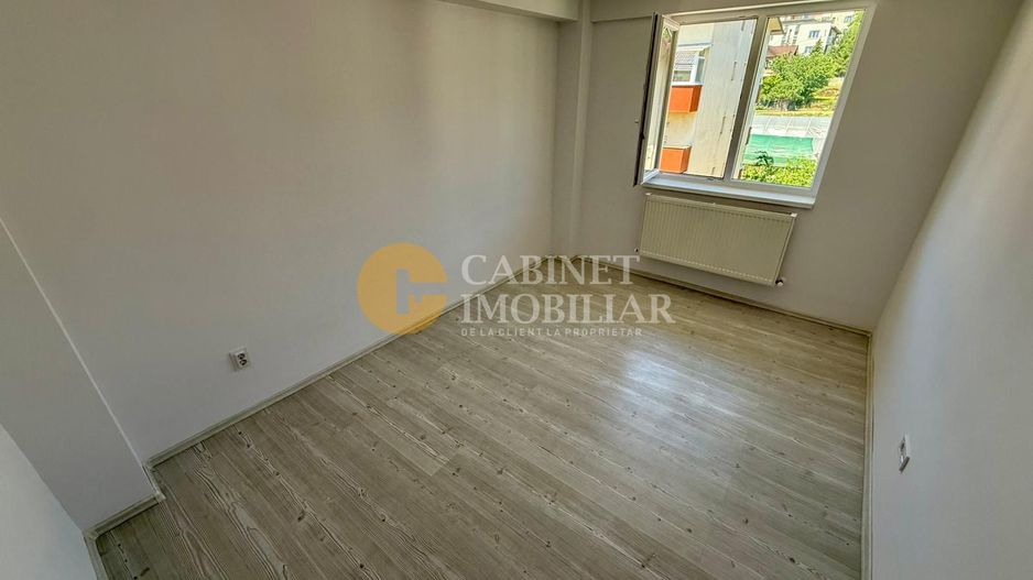 3 CAMERE DECOMANDAT--2 BAI--ROND MALL MOLDOVA - Poză 3
