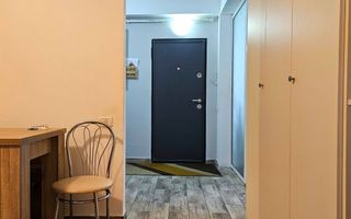 Oportunitate - Apartament cu trei camere in vila, zona Tractorul 70 mp - Poză 4