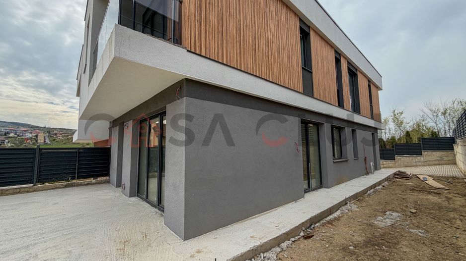 Casa de vânzare în Borhanci – Locație excelentă - Poză 4