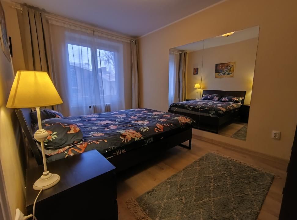 Piata Romana - Magheru - KFC - Poză 10