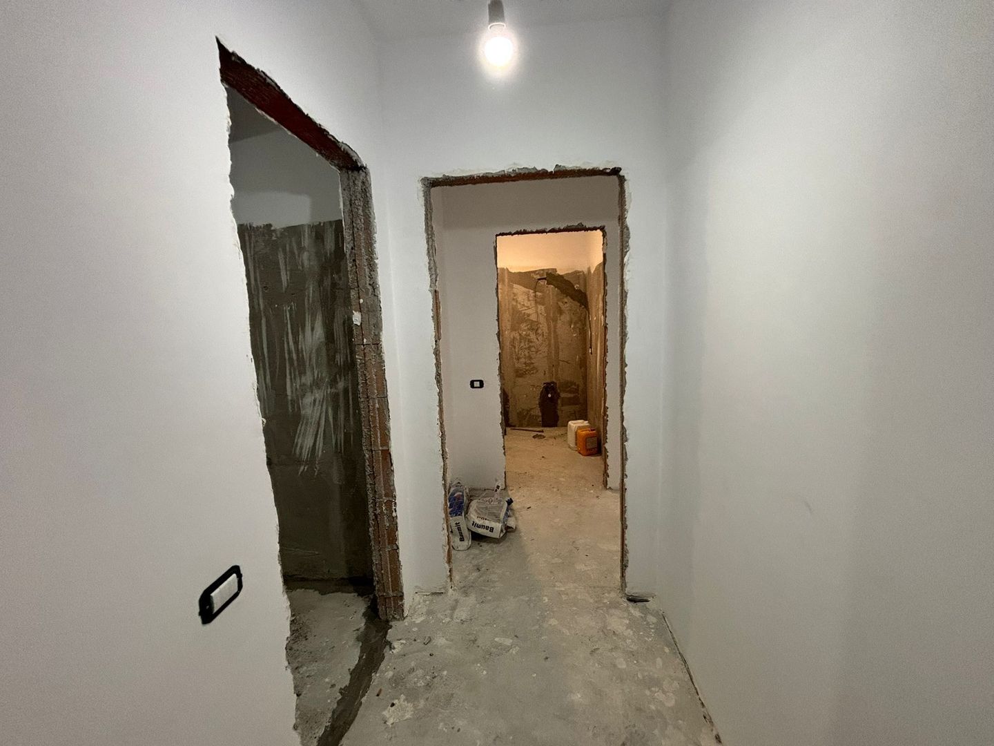 Apartament spatios 2 camere  I Aviatiei - Poză 3