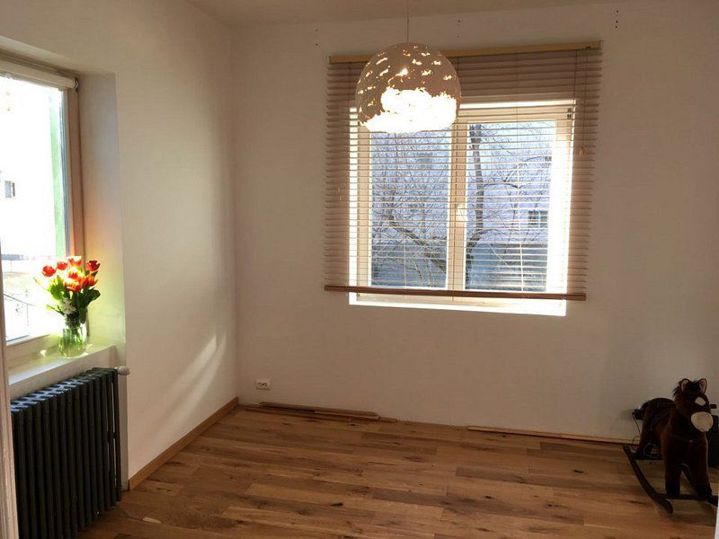 Etaj in vila ideal atelier, cabinet sau locuit, hub, activitati creative - Poză 5