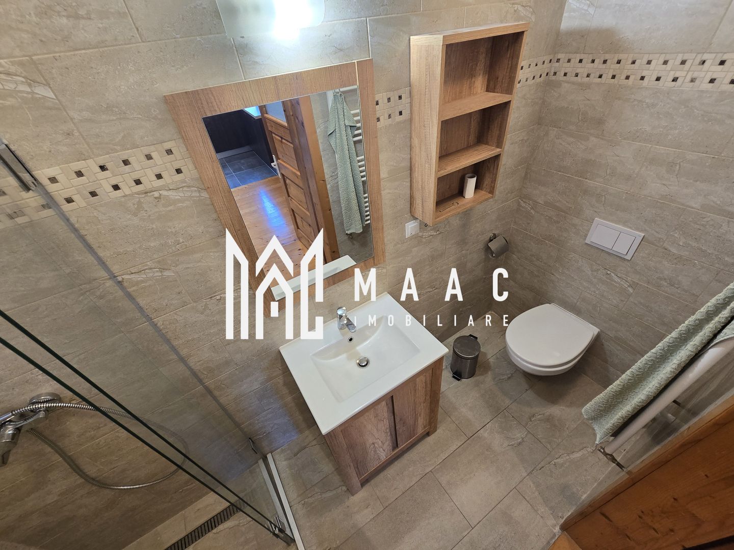 Casa 4 camere 3825 mp teren Cisnadioara - Poză 14