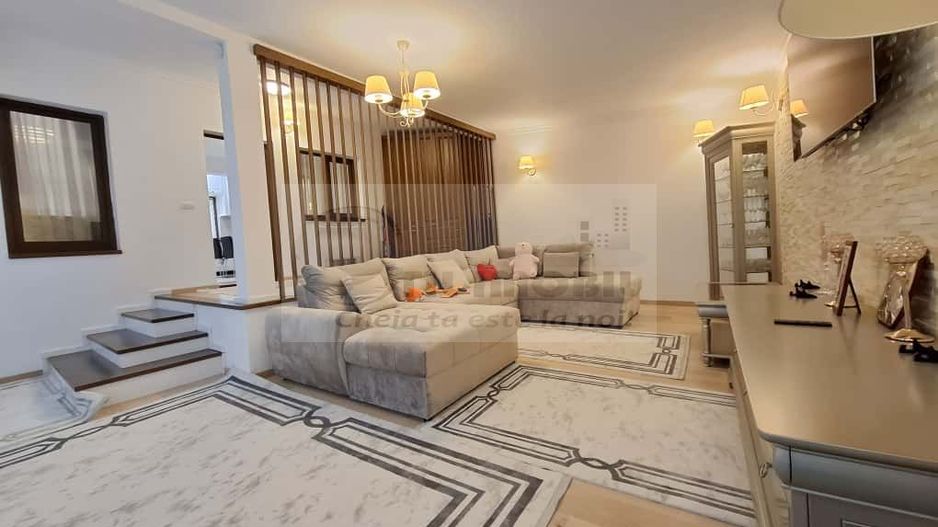 Vila tip duplex,  3 camere, 2 bai, libera, mobilata de lux, Barnova - Poză 9