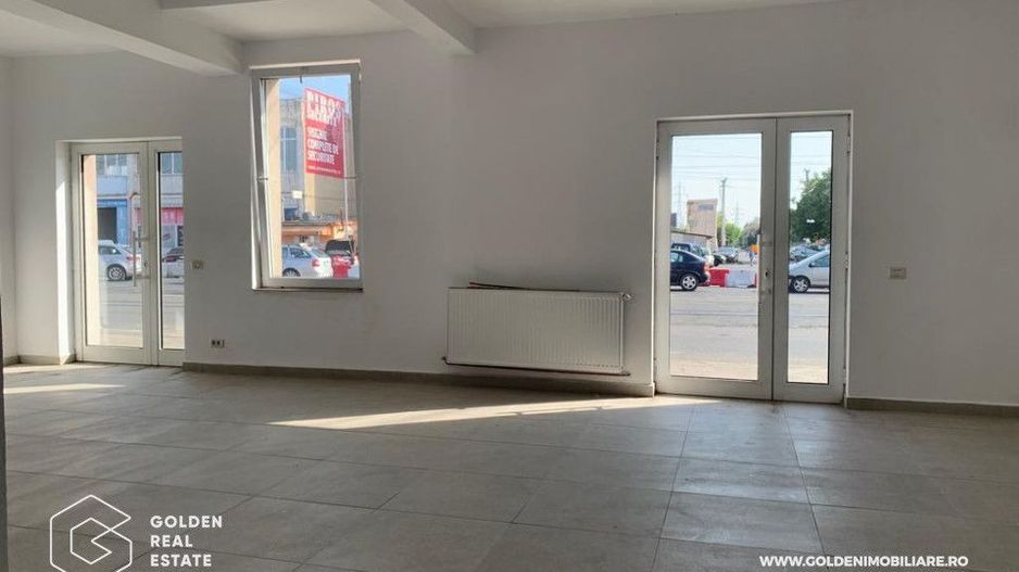 Spatiu comercial Micalaca, 70 mp, acces stradal, centrala proprie, parcare - Poză 5