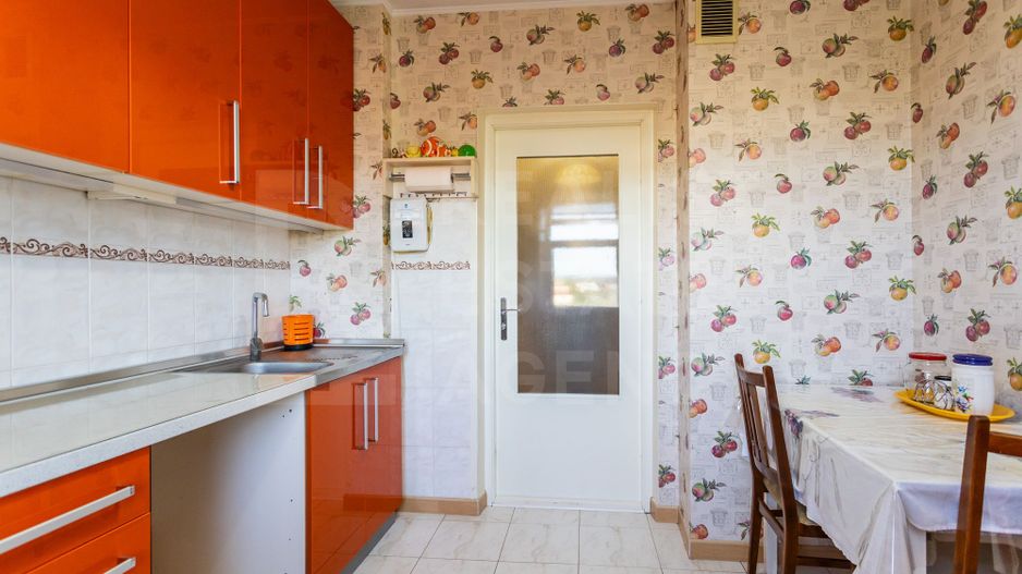 Vânzare, apartament, 4 camere, str. Nicolae Milescu Spătarul, Ciocana - Poză 2