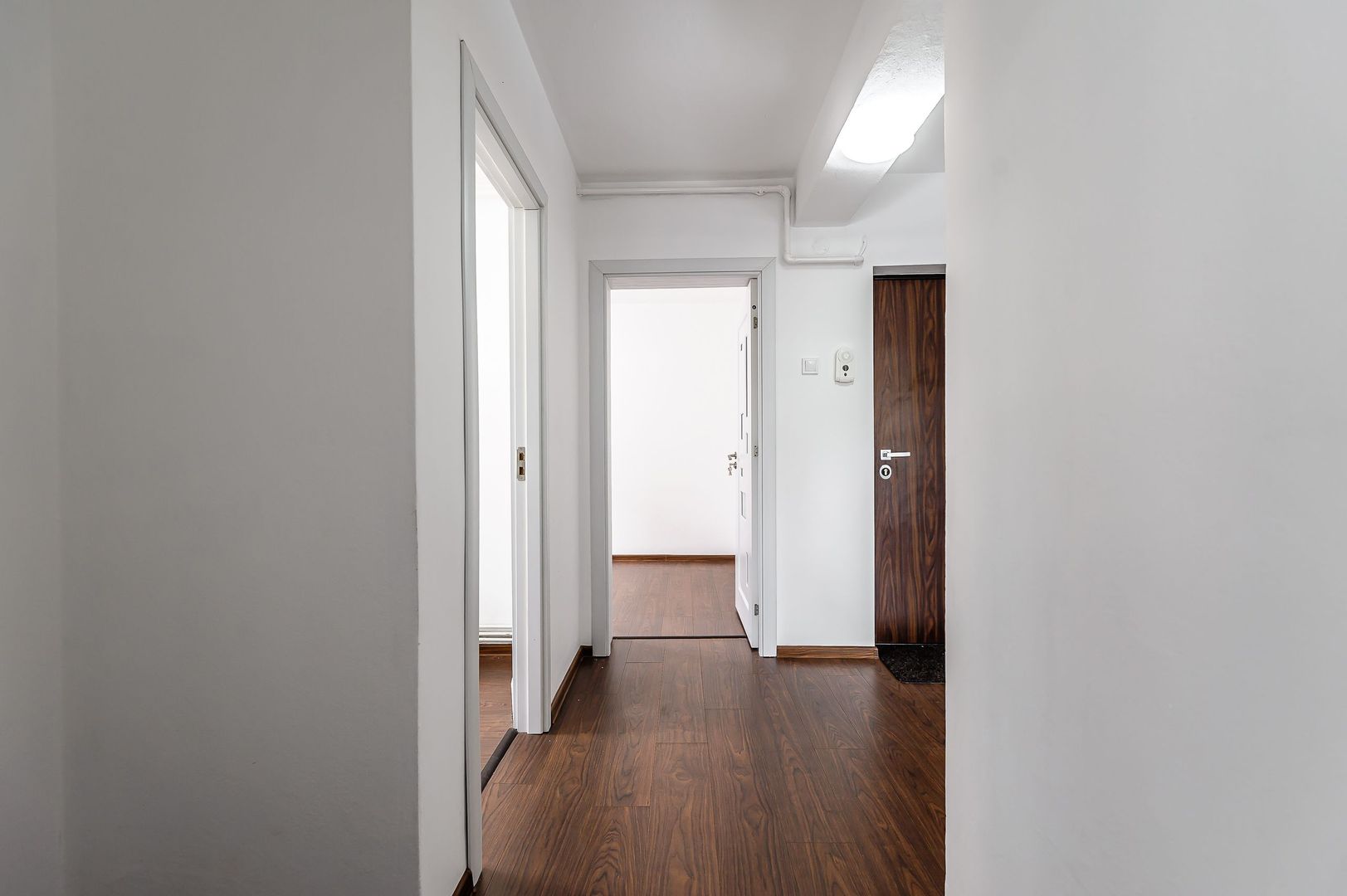 VÂNDUT! Apartament 3 camere,  Str. Tudor Vladimirescu - Poză 7