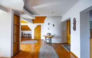 Vila impresionanta D+P+E+M | 500+ mp | teren 2652 mp | piscina - Poză 22