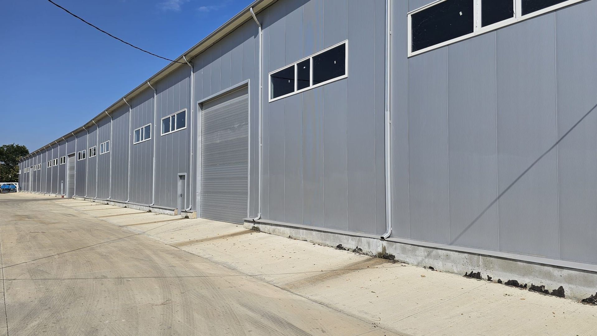 Hală industrială / Depozit în ZEL Chișinău de vânzare - Poză 1
