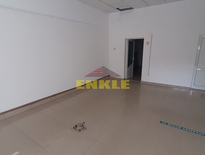 Spatiu comercial de inchiriat, 80 mp - zona Magazin Elvila - Poză 1