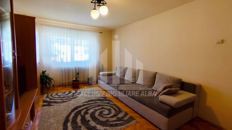 Apartament 3 camere decomandate | 64 mp | Mobilat si utilat | Cetate - Poză 2