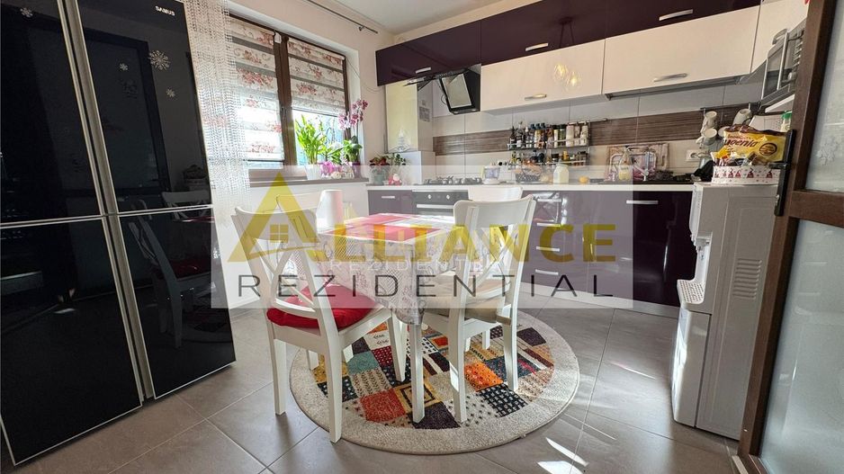 TREND RESIDENCE Vila P+1+M 4 camere 2 bai 120 mpu - Poză 4