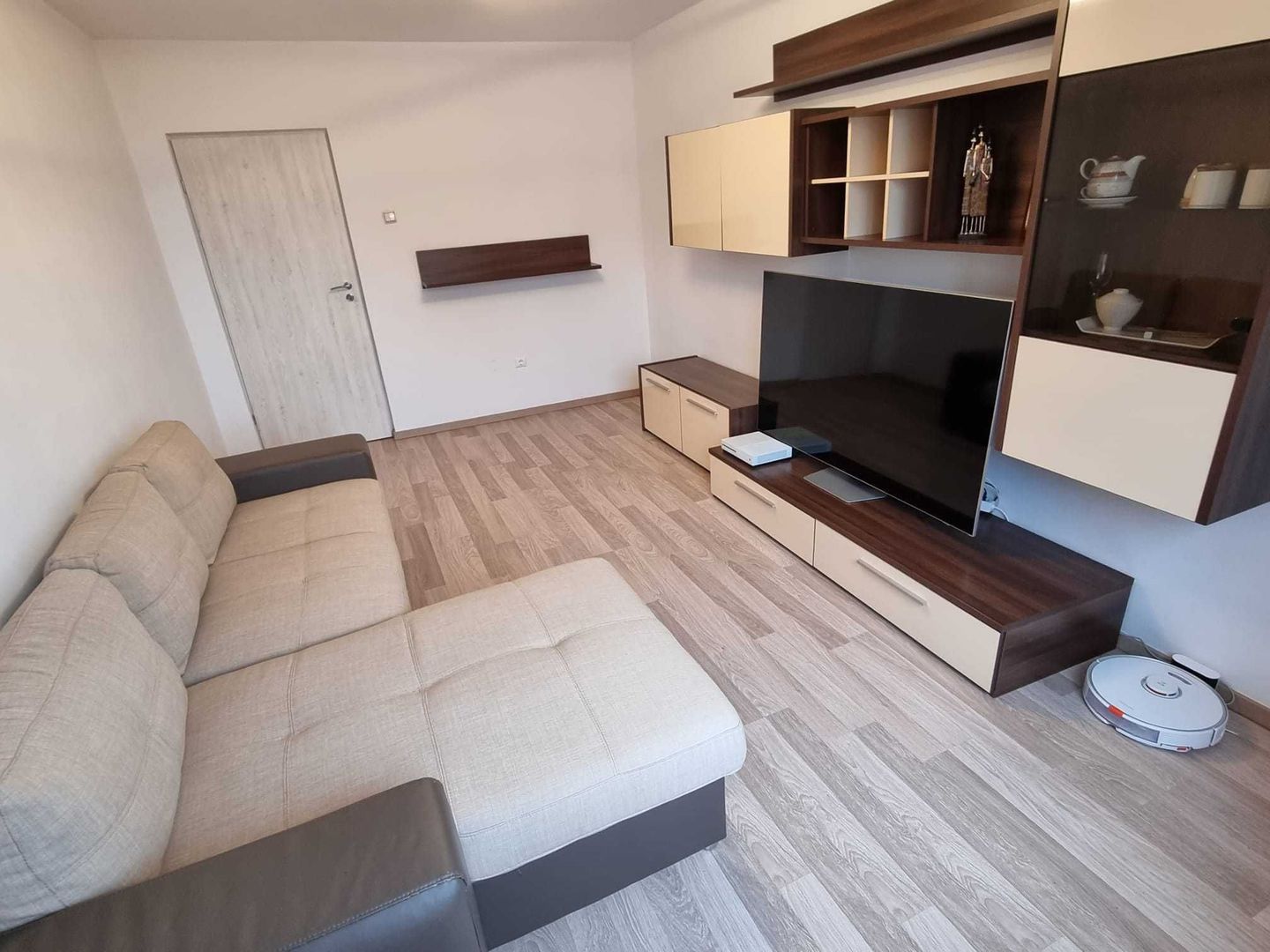 Apartament insorit, centrala termica proprie, boxa depozitare la subsol. - Poză 4