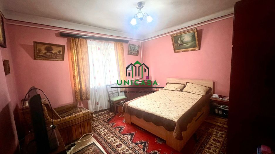 Casa Centru/ 4 camere / teren 920mp - Poză 5