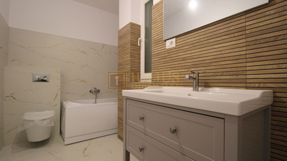 1/2 duplex spatios , spatiu verde generos, locuri de parcare-Mosnita - Poză 26