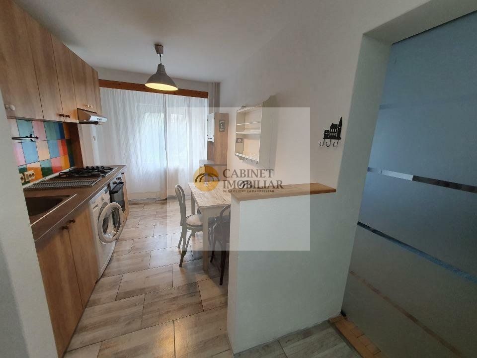 Garsonieră 40mp | Mobilată complet | Bloc cu lift | Bulevardul Decebal - Poză 7