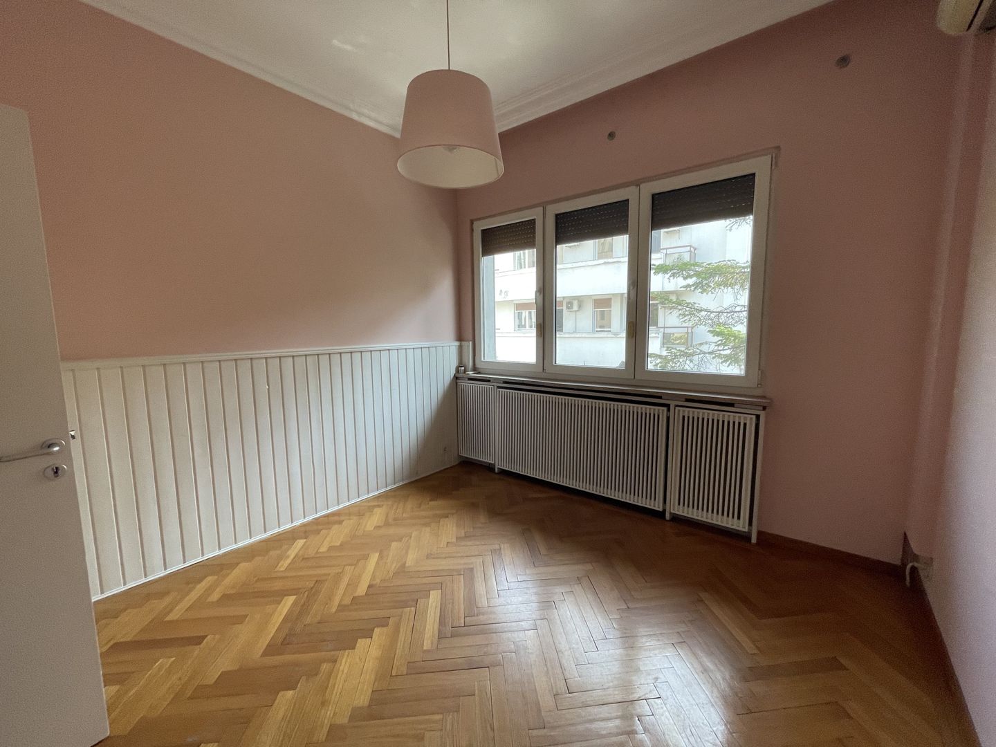 Apartament cu 4 camere de vânzare în zona Primaverii - Poză 14