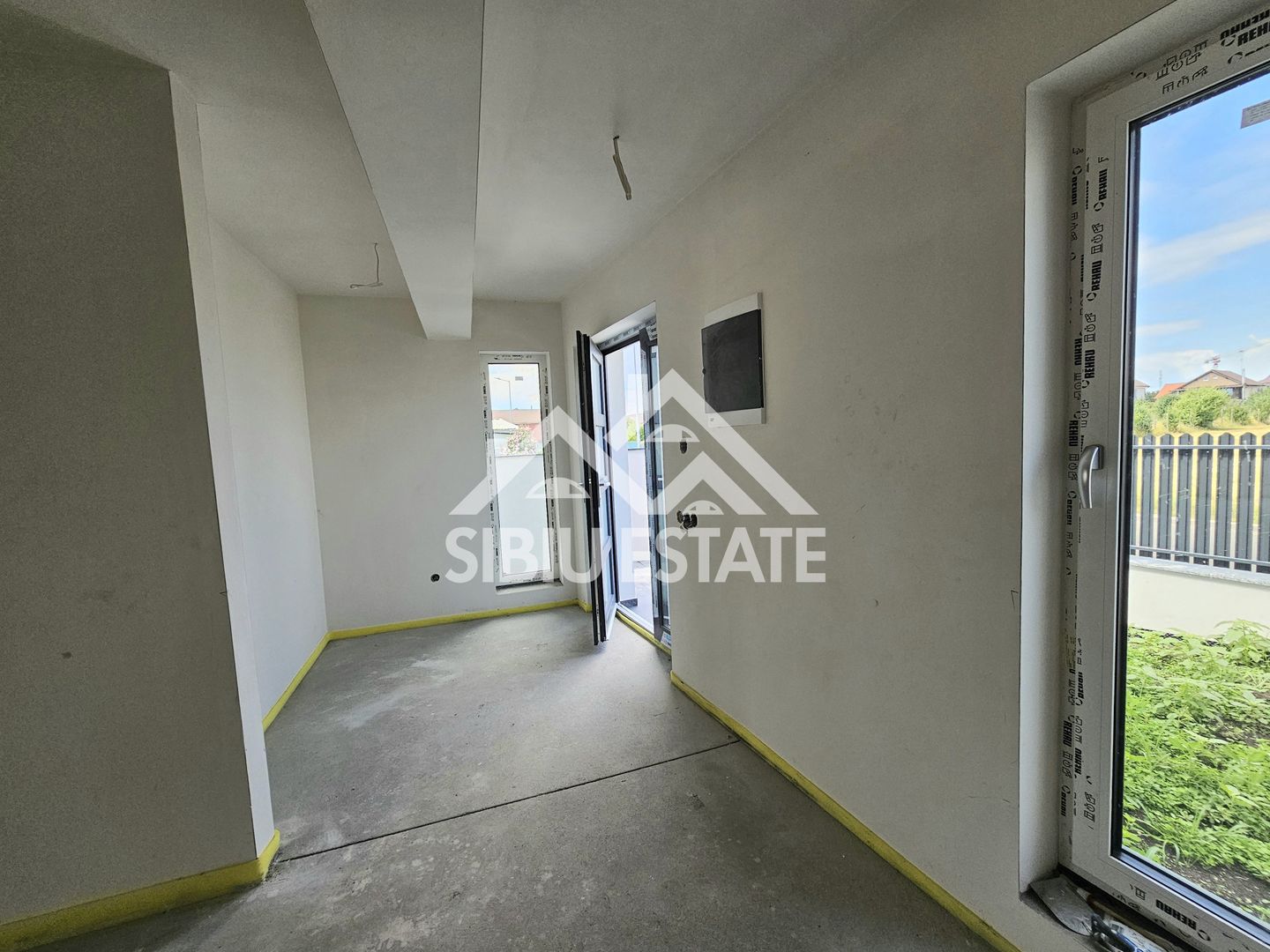 Casa Sibiu, confort nou, teren 600 mp - Poză 20