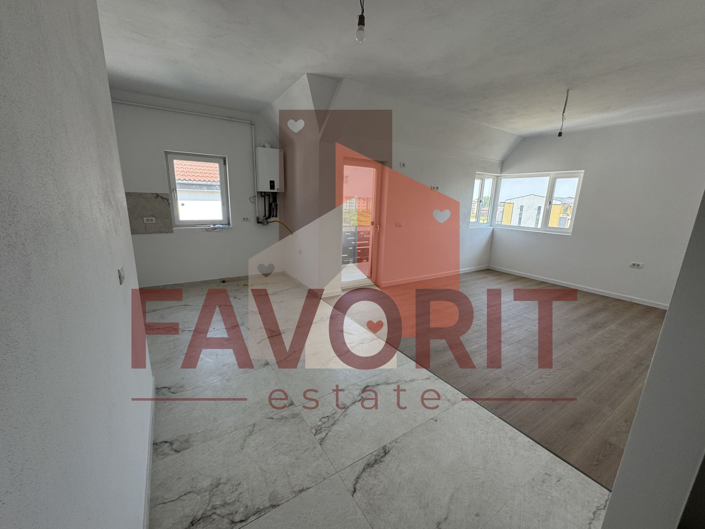 Bloc NOU. Disponibil imediat. Strada asfaltata - Poză 1