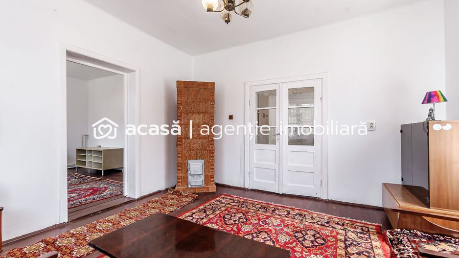 Casă cu 2 corpuri de clădire în Pecica, Arad. - Poză 7