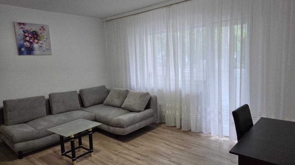 Spitalul Județean | 3 Camere Decomandate | Etaj 1 | Centrală Proprie | Renovat - Poză 1