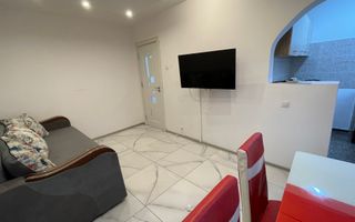 Apartament cu doua camere in zona Gh.Lazar - Poză 3