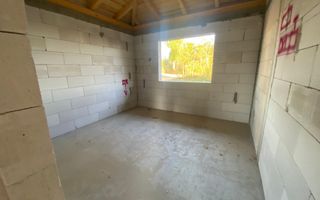 Case Hardic | La roșu | 720Mp - Poză 7