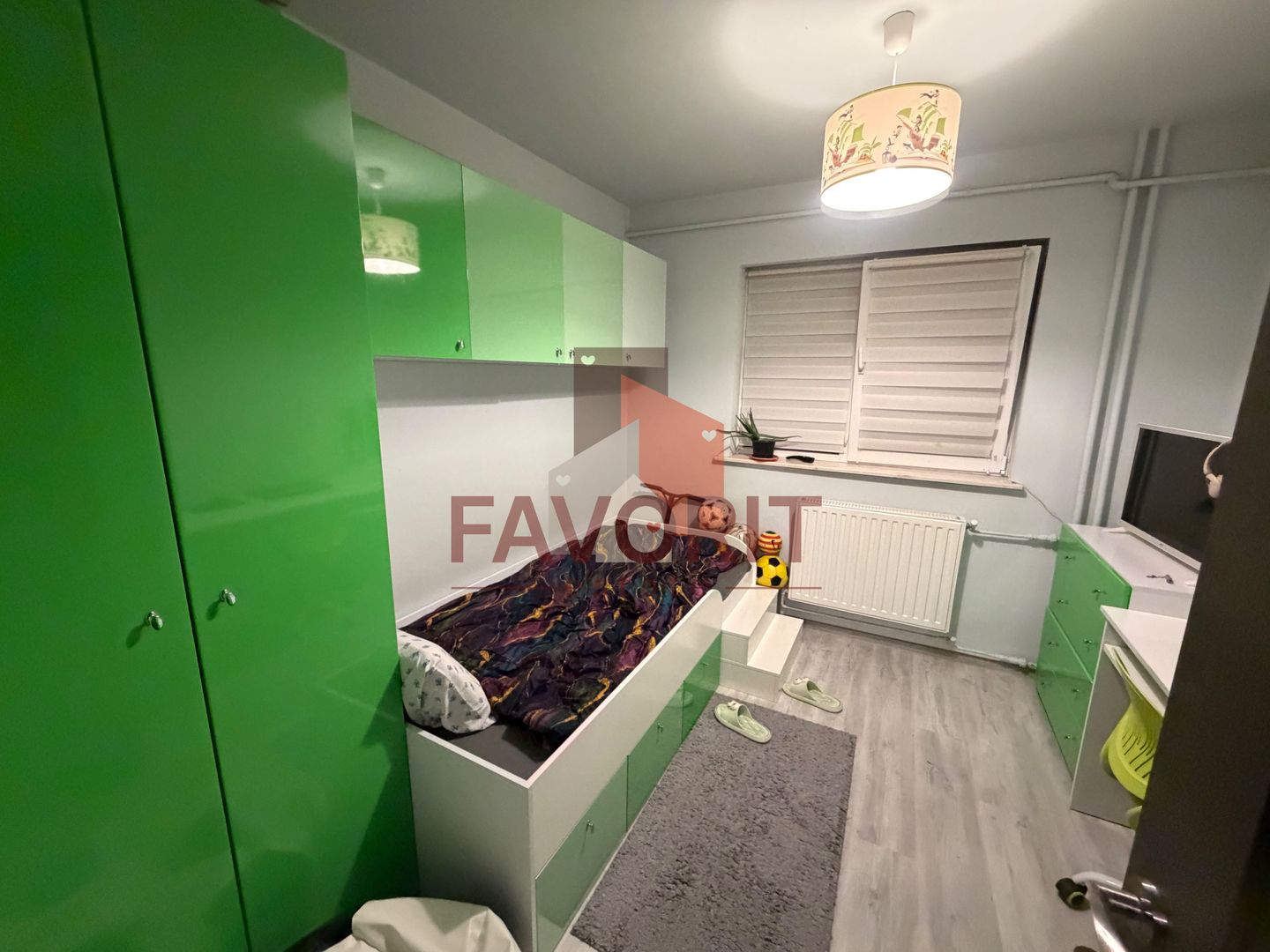 Mobilat si utilat. Bloc izolat. La 2 pasi de scoala - Poză 10