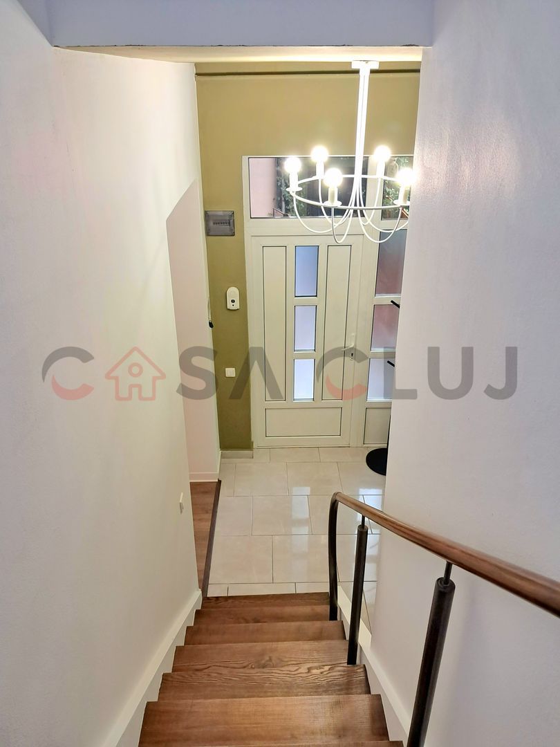 Apartament la  Curte Comuna, Terasa, Zona Centrală!! - Poză 11