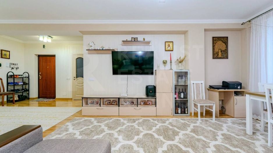 Vânzare, apartament, 3 camere , str. Alba Iulia, Buiucani - Poză 4