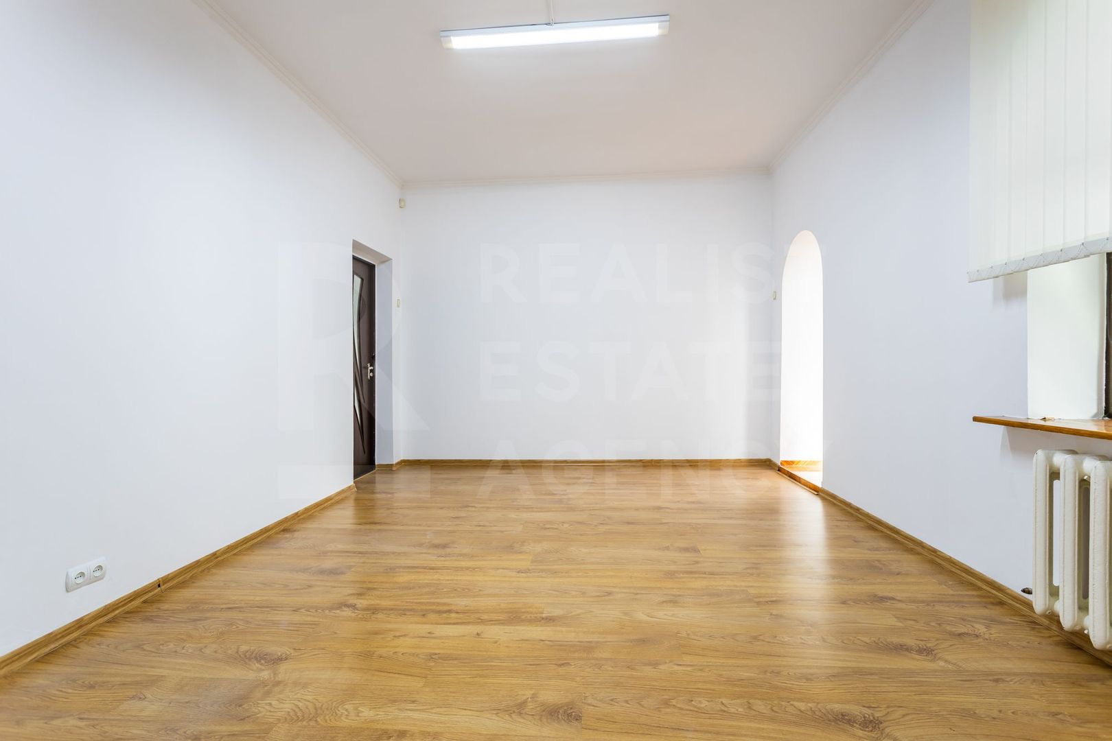 Chirie, spațiu de birouri, 236 mp, strada București, Centru - Poză 10