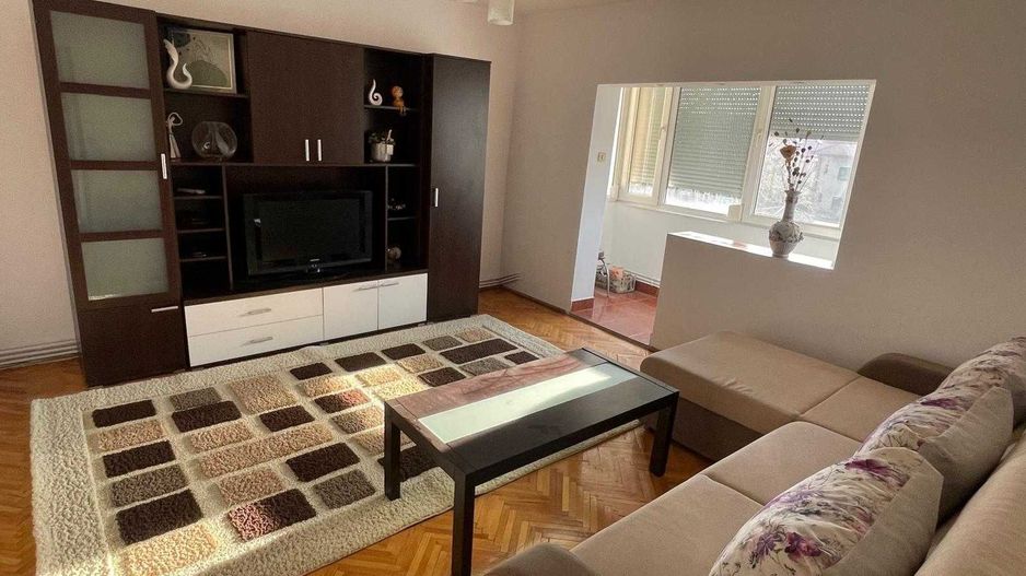 Girocului | Etaj 2 | 3 Camere | Centrala proprie - Poză 1